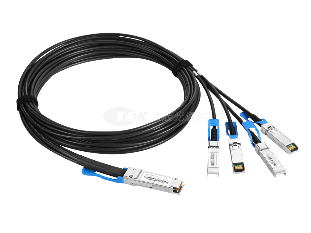 La différence entre l'émetteur-récepteur optique à fibre 100G QSFP28 et l'émetteur-récepteur optique à fibre 100G CFP4